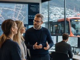 Medarbeidere i skyss og teknologi