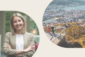 Lisa Marie Rolfsnes og utsikt over Bergen fra Fløyen